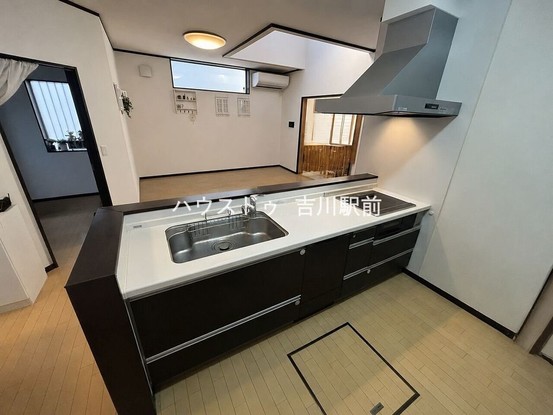 detached 埼玉県吉川市木売１丁目9-4 クレオメデス101
