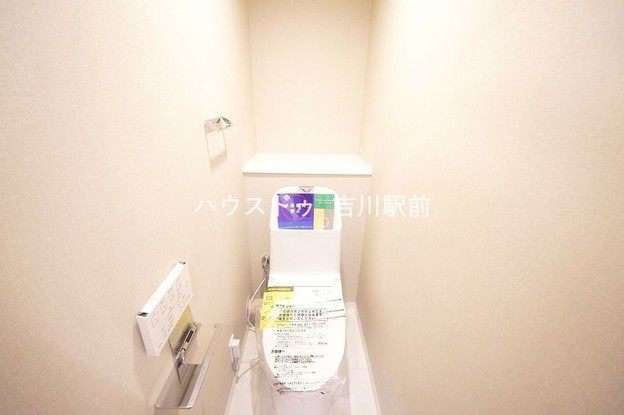 apartment 埼玉県吉川市木売１丁目9-4 クレオメデス101