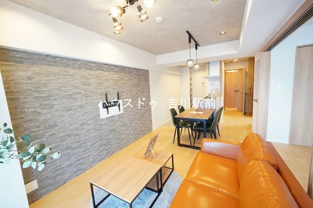 apartment 埼玉県吉川市木売１丁目9-4 クレオメデス101