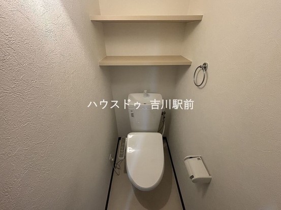 apartment 埼玉県吉川市木売１丁目9-4 クレオメデス101