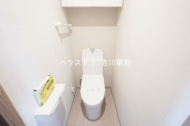 apartment 埼玉県吉川市木売１丁目9-4 クレオメデス101