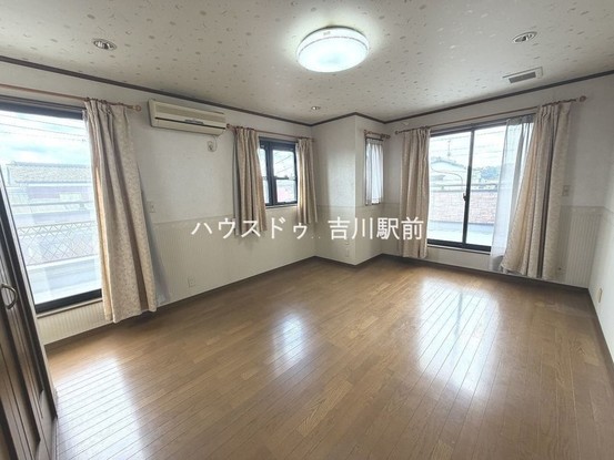 detached 埼玉県吉川市木売１丁目9-4 クレオメデス101