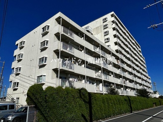 apartment 埼玉県吉川市木売１丁目9-4 クレオメデス101