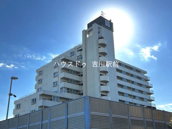 apartment 埼玉県吉川市木売１丁目9-4 クレオメデス101