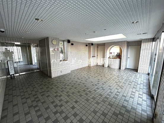 apartment 埼玉県吉川市木売１丁目9-4 クレオメデス101