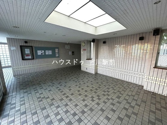 apartment 埼玉県吉川市木売１丁目9-4 クレオメデス101