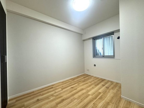 apartment 神奈川県横浜市神奈川区鶴屋町３丁目３２番地１３