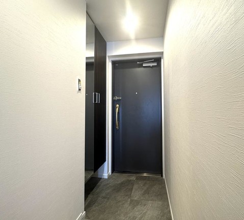 apartment 神奈川県横浜市神奈川区鶴屋町３丁目３２番地１３