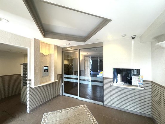 apartment 神奈川県横浜市神奈川区鶴屋町３丁目３２番地１３