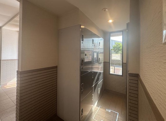 apartment 神奈川県横浜市神奈川区鶴屋町３丁目３２番地１３