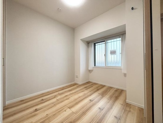 apartment 神奈川県横浜市神奈川区鶴屋町３丁目３２番地１３
