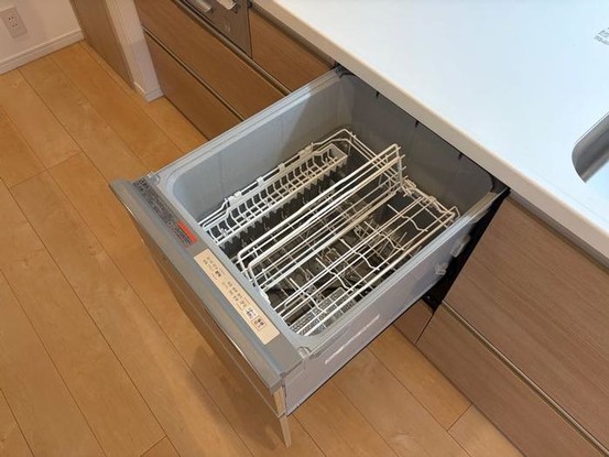apartment 神奈川県横浜市神奈川区鶴屋町３丁目３２番地１３