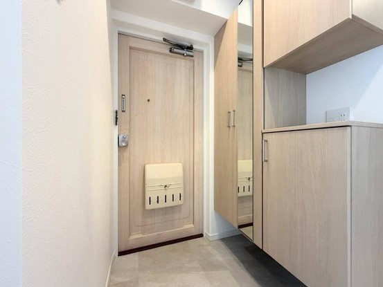 apartment 神奈川県横浜市神奈川区鶴屋町３丁目３２番地１３