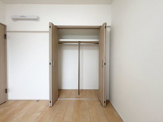 apartment 神奈川県横浜市神奈川区鶴屋町３丁目３２番地１３