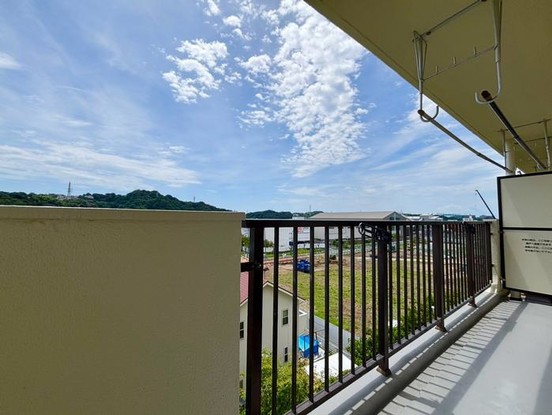 apartment 神奈川県横浜市神奈川区鶴屋町３丁目３２番地１３