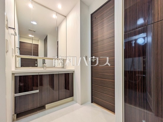 apartment 埼玉県朝霞市宮戸４丁目
地図を見る