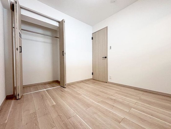 apartment 神奈川県横浜市西区高島２丁目14-17 クレアトール横浜ビル９階