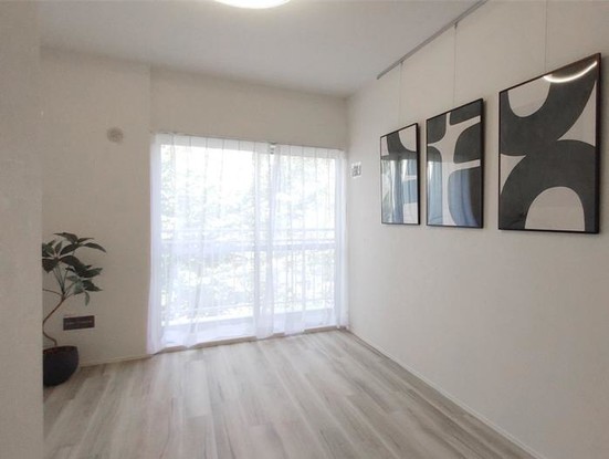 apartment 神奈川県横浜市西区高島２丁目14-17 クレアトール横浜ビル９階