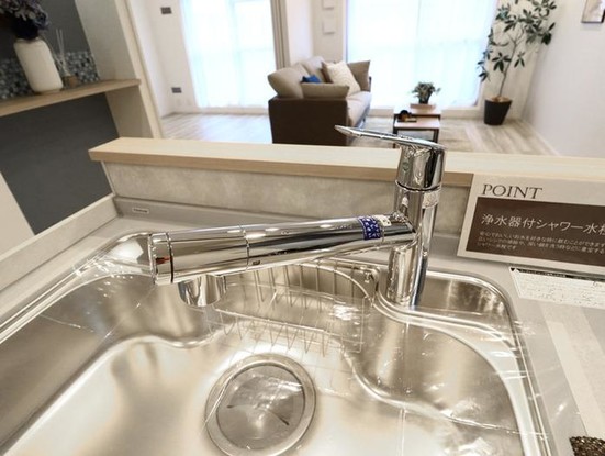 apartment 神奈川県横浜市西区高島２丁目14-17 クレアトール横浜ビル９階