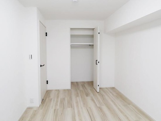 apartment 神奈川県横浜市西区高島２丁目14-17 クレアトール横浜ビル９階