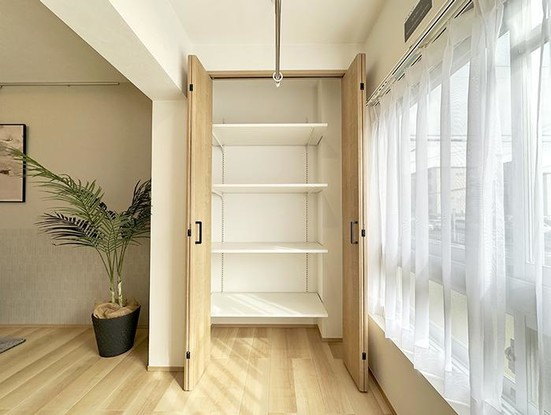 apartment 神奈川県横浜市西区高島２丁目14-17 クレアトール横浜ビル９階