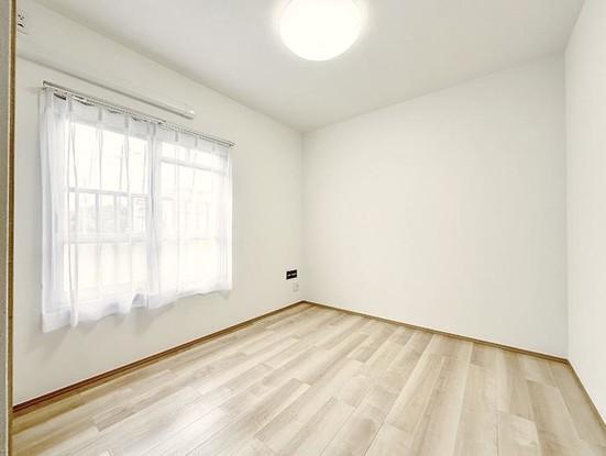 apartment 神奈川県横浜市西区高島２丁目14-17 クレアトール横浜ビル９階