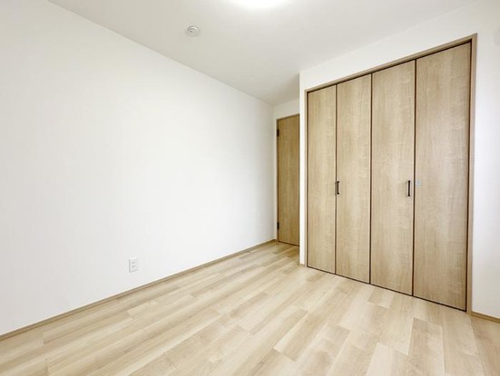 apartment 神奈川県横浜市西区高島２丁目14-17 クレアトール横浜ビル９階