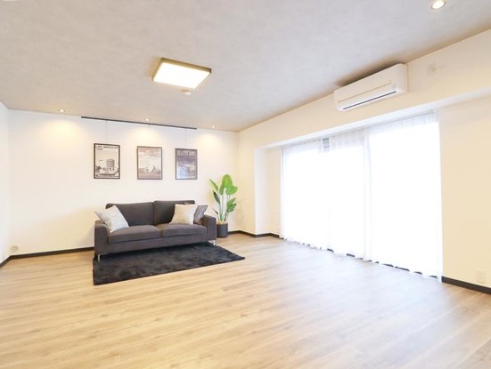 apartment 神奈川県横浜市西区高島２丁目14-17 クレアトール横浜ビル９階