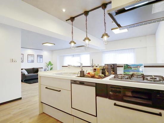 apartment 神奈川県横浜市西区高島２丁目14-17 クレアトール横浜ビル９階