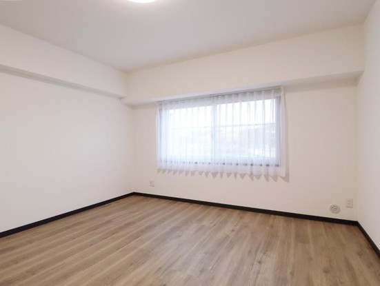 apartment 神奈川県横浜市西区高島２丁目14-17 クレアトール横浜ビル９階