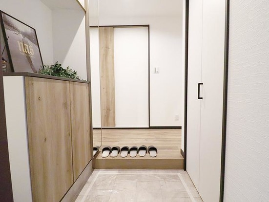 apartment 神奈川県横浜市西区高島２丁目14-17 クレアトール横浜ビル９階