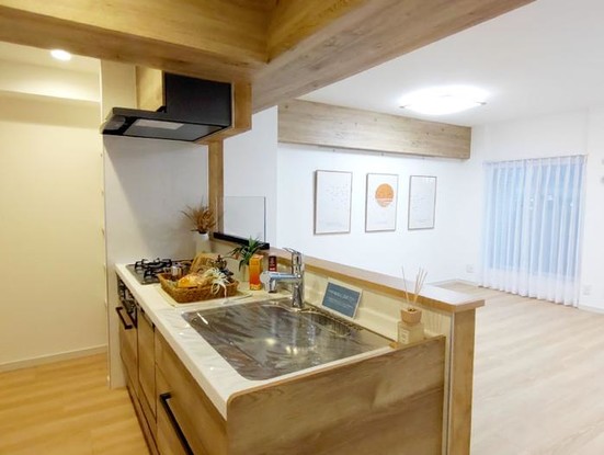 apartment 神奈川県横浜市西区高島２丁目14-17 クレアトール横浜ビル９階