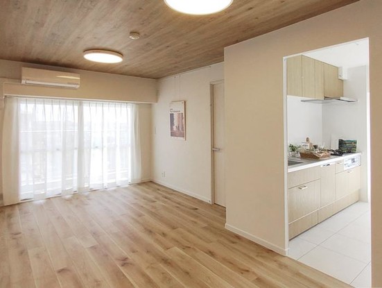 apartment 神奈川県横浜市西区高島２丁目14-17 クレアトール横浜ビル９階