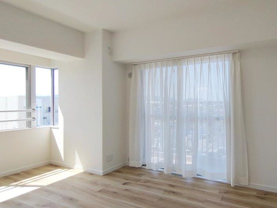 apartment 神奈川県横浜市西区高島２丁目14-17 クレアトール横浜ビル９階