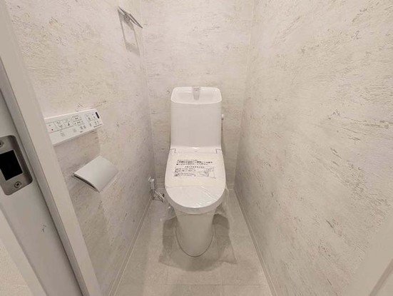 apartment 神奈川県横浜市西区高島２丁目14-17 クレアトール横浜ビル９階