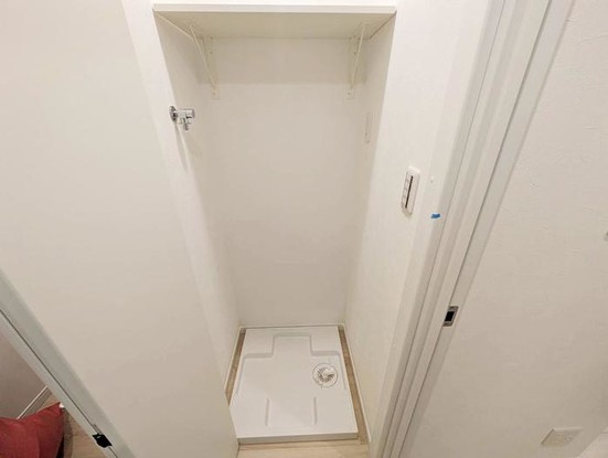 apartment 神奈川県横浜市西区高島２丁目14-17 クレアトール横浜ビル９階