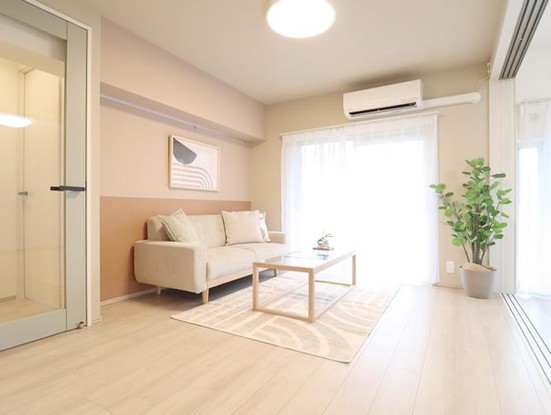 apartment 神奈川県横浜市西区高島２丁目14-17 クレアトール横浜ビル９階