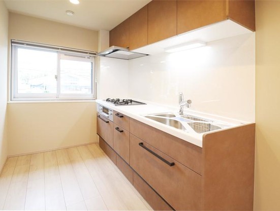 apartment 神奈川県横浜市西区高島２丁目14-17 クレアトール横浜ビル９階