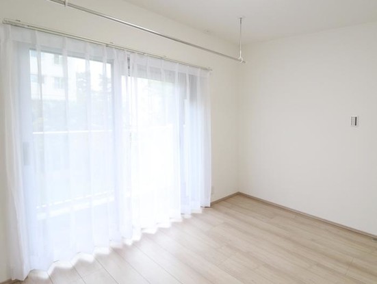 apartment 神奈川県横浜市西区高島２丁目14-17 クレアトール横浜ビル９階