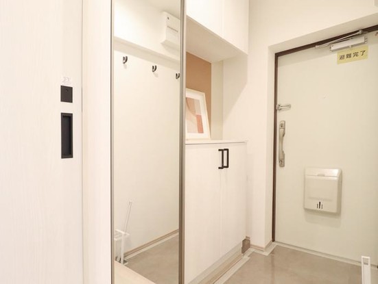 apartment 神奈川県横浜市西区高島２丁目14-17 クレアトール横浜ビル９階