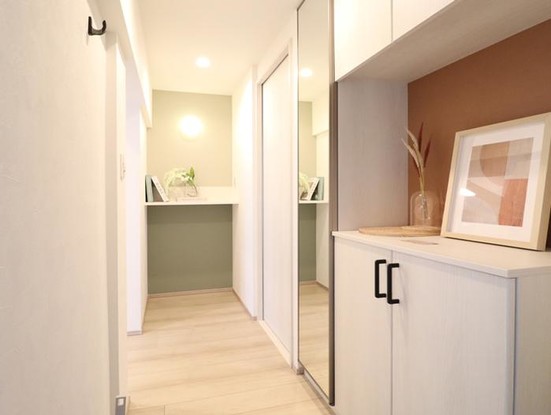 apartment 神奈川県横浜市西区高島２丁目14-17 クレアトール横浜ビル９階