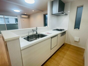 detached 東京都世田谷区用賀２丁目36-12 滝本ビル3階