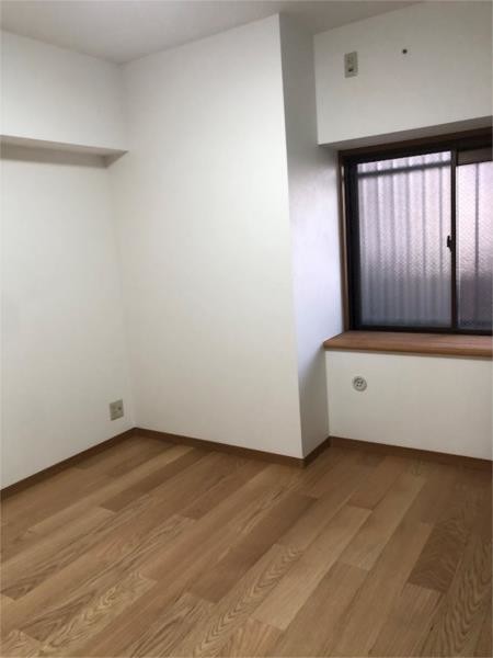apartment 三重県鈴鹿市南江島町
地図を見る