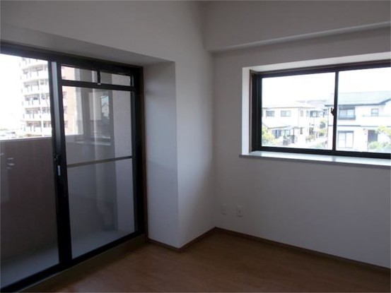 apartment 三重県鈴鹿市竹野１丁目
地図を見る