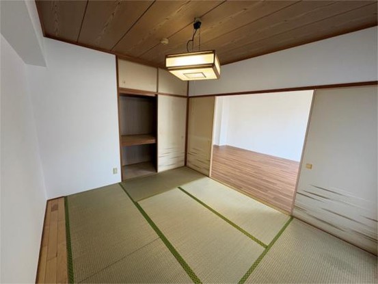 apartment 三重県鈴鹿市岡田２丁目
地図を見る