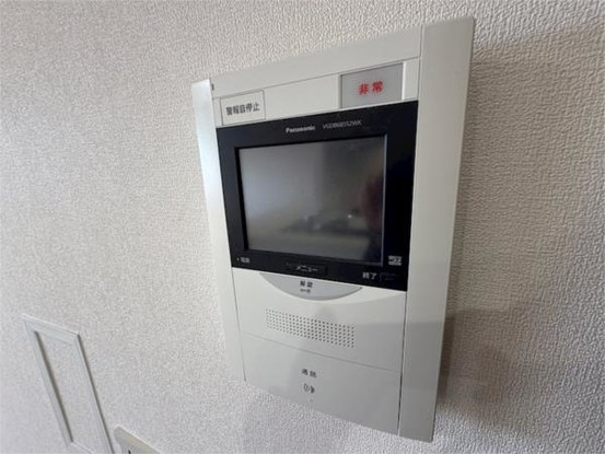 apartment 三重県津市栄町１丁目141-1 モアビル
