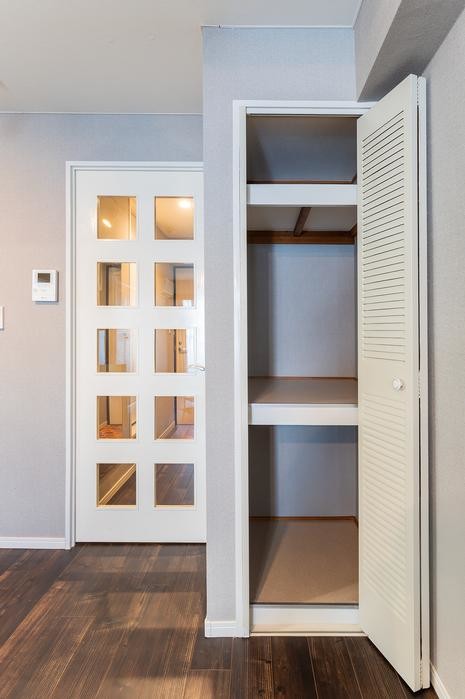 apartment 東京都品川区大井１丁目49-15 YK-17ビル4F