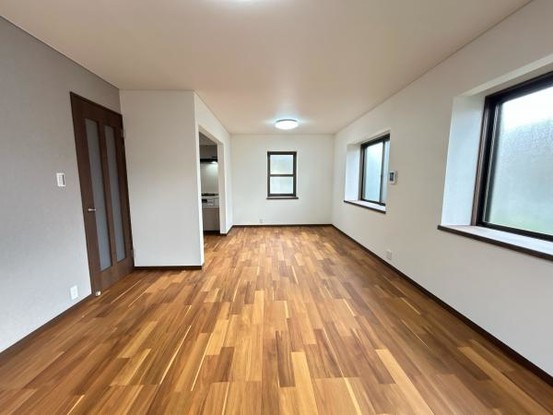 detached 宮城県仙台市青葉区木町通２丁目1-33　伊澤竹に雀ビル212号室