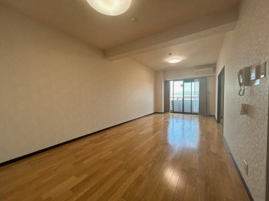 apartment 石川県小松市大領中町２丁目
地図を見る