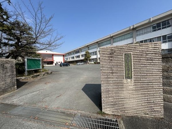 detached 福岡県三井郡大刀洗町大字本郷
地図を見る